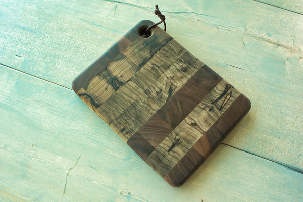 Pocket End-grain Cutting Board