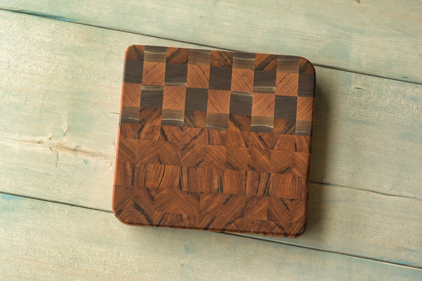 Stutfield Peak End-grain Cutting Board