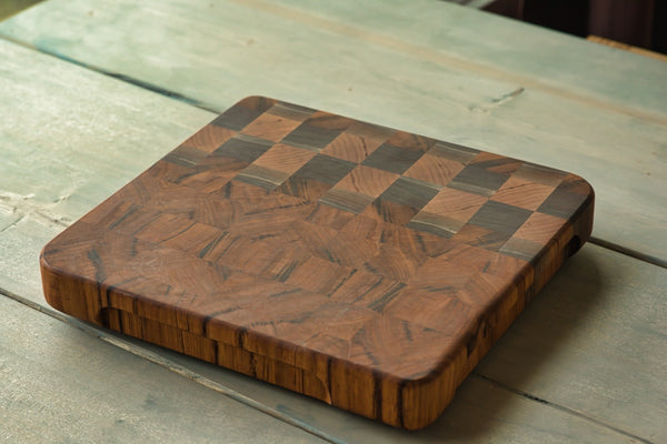 Stutfield Peak End-grain Cutting Board